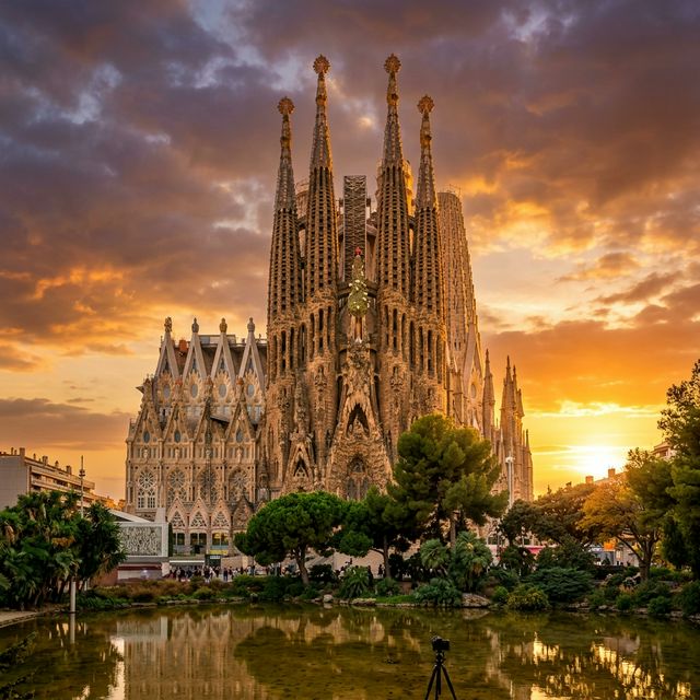 Sagrada Família basilica at sunset